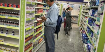 El mercado farmacéutico venezolano crece casi un 22 % en 2022, según la industria