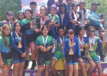 Barinas dominó I Valida Nacional de patinaje en línea