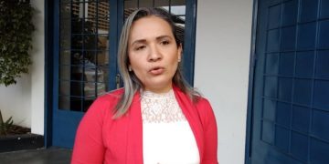 Vera: «Llevamos ocho años denunciando el contubernio financiero entre funcionarios y grupos irregulares en la frontera»