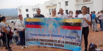 Táchira | Trabajadores protestaron frente al Hospital del Seguro Social «Patrocinio Peñuela Ruiz» 