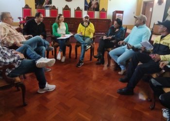 Liliana Guerrero: Comisión de Ambiente recibió a representantes de Ecosocialismo y Aguas de Mérida para abordar realidad del estado