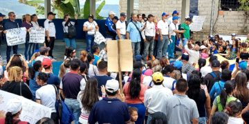 «Al docente no le alcanza el sueldo para comer mucho menos para ‘colaborar’ con comparsas para el Carnaval»