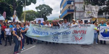 Gremios trujillanos celebran el 14 de febrero con protestas de calle