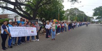 Gremio educativo del municipio Miranda continúa con jornadas de protesta