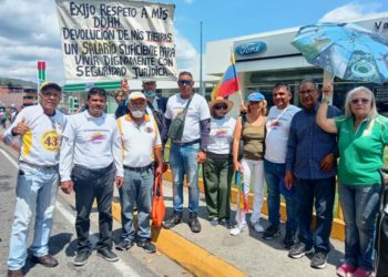 Gobierno cuenta con miles de millones dólares para cumplir con el ajuste salarial