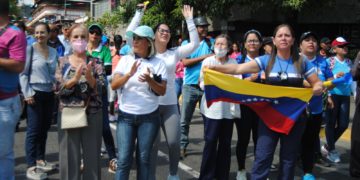 Docentes de Valera afirman que se unirían a la Hora 0 si no reciben respuestas a las protestas de calle