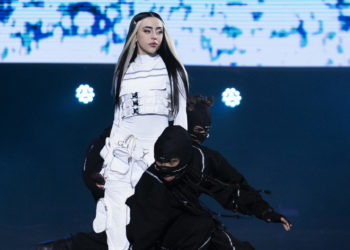 Nicki Nicole cierra el Festival de Viña del mar y muestra su gratitud a Chile