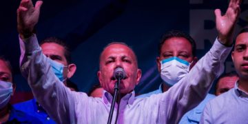 Manuel Rosales se solidariza con las víctimas de tiroteos en Maracaibo