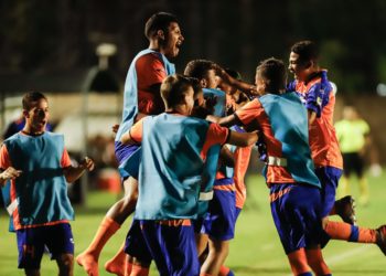 Puerto Cabello lidera la liga venezolana y coloca a Portuguesa de colista