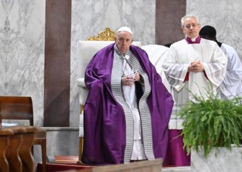 El papa en la misa de Miércoles de Ceniza: «Idolatrar el ‘yo’ es destructivo»