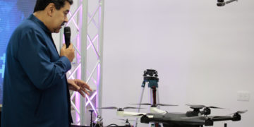 Maduro inaugura un parque científico y tecnológico siguiendo el modelo iraní