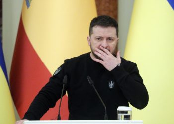 Zelenski en el aniversario de la guerra: «Un año de dolor, tristeza y unidad»