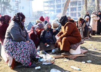 Suben a más de 33.000 los muertos en Turquía y Siria por el terremoto