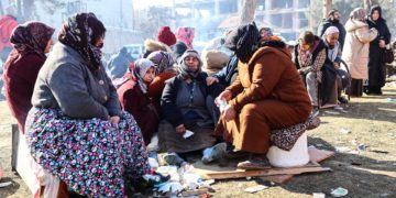 Suben a más de 33.000 los muertos en Turquía y Siria por el terremoto