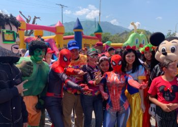 Niños disfrutaron en fiesta de Carnaval organizada por la Fundación El Niño Simón