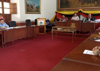 Parlamento del Táchira aprobó que quienes sellen el pasaporte para salir por la frontera deben pagar 10 unidades tributarias