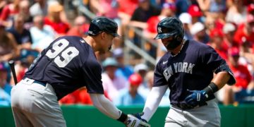 Andrés Chaparro Romero despachó su quinto vuelacerca en el Spring Training en triunfo de Yankees