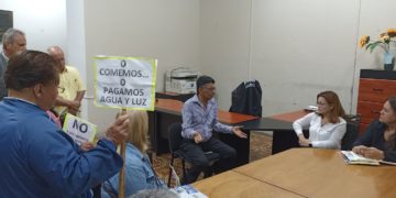 Táchira | Comerciantes del municipio Cárdenas se debaten entre comer o pagar los servicios públicos