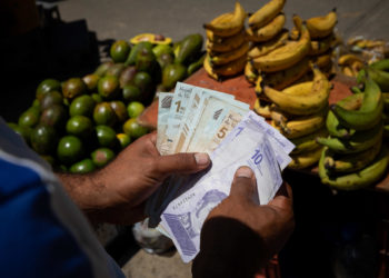 Al 90 % de los venezolanos le preocupa la situación del país, según un estudio de la UCAB