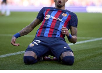 Barça sufriendo derrota 1-0 al Valencia y sigue sólido líder de LaLiga