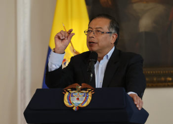 Hijo de Petro es acusado por exesposa de recibir dinero de narco para campaña