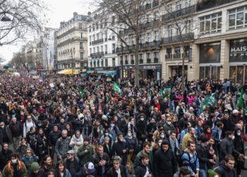 Detenidas 457 personas en los disturbios en Francia con 441 agentes heridos