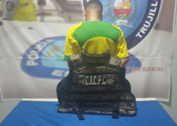 Detienen a hombre con implementos policiales por lesiones personales en Boconó