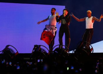Rosalía triunfa en Lollapalooza Chile en el aniversario de su disco Motomami
