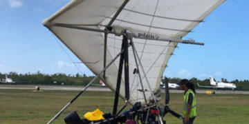 Piden que no se deporte a los cubanos llegados a EE.UU. en un ala delta