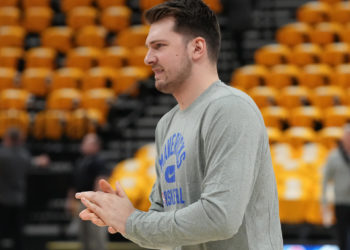 Doncic no basta para parar la caída de los Mavericks