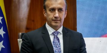 MAS pide a Tarek El Aissami aclarar su caso de corrupción