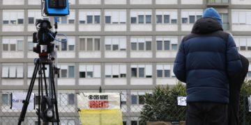 El papa Francisco presidirá la misa del Domingo de Ramos tras su bronquitis
