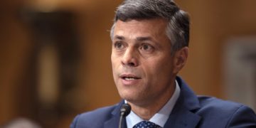 Leopoldo López: Maduro sigue en el poder por el apoyo de los enemigos de EE.UU.