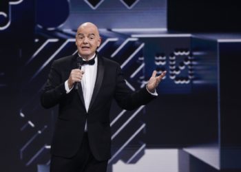 FVF felicita a Infantino por reelección como presidente de FIFA