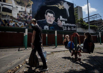 Zelaya y Morales visitan Venezuela por los 10 años de la muerte de Chávez
