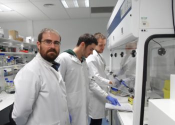 Un español crea un medicamento que podría frenar varios tipos de cáncer