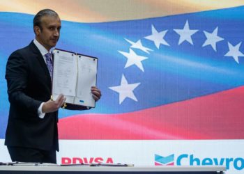 La producción petrolera de Venezuela baja un 3,8 % en febrero, según la OPEP