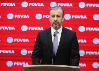 Tareck El Aissami renuncia como Ministro de Petróleo