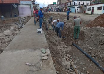 Comunidad de El Milagro cuenta con agua mientras  que en Lazo de la Vega exigen soluciones