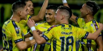 Deportivo Táchira golea a Rayo Zuliano y piensa en la Sudamericana
