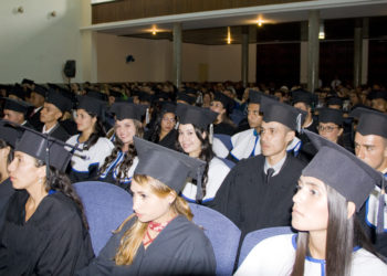 Certificarán documentos a egresados de la ULA