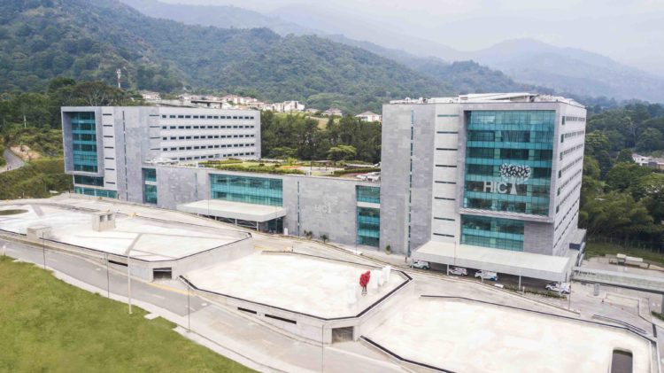 El Hospital Clínico de Colombia ofrece oportunidades a los venezolanos con alguna enfermedad crónica. Fotos: Prensa HIC