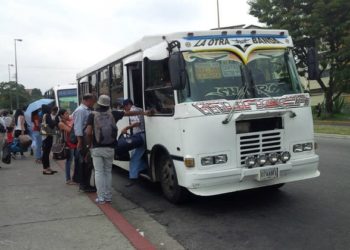 Transportistas insultan a personas de la tercera edad por pagar pasaje preferencial establecido en Gaceta