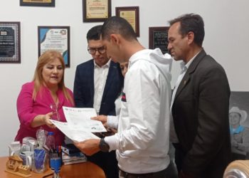 Dr. Antonio Villavicencio denuncia situación irregular en servicio de diálisis privado