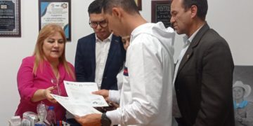 Dr. Antonio Villavicencio denuncia situación irregular en servicio de diálisis privado