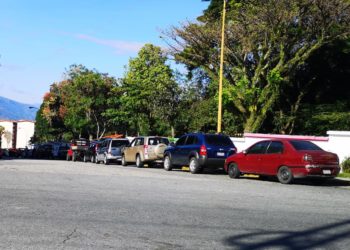 Usuarios exigen la reactivación de horarios nocturnos en las estaciones de gasolina en Mérida