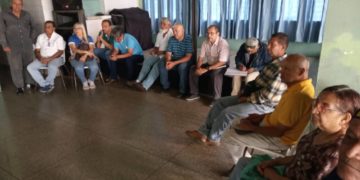 Gremios de salud y educación se reúnen por la dignidad laboral