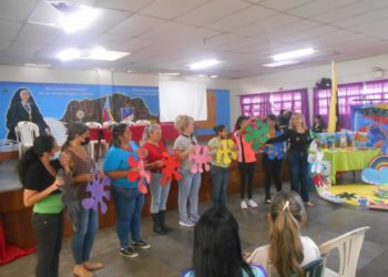 Transformación de la enseñanza del inglés promueve la ZET