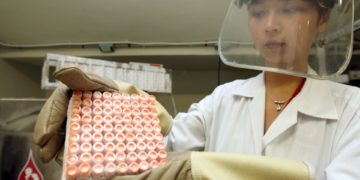 La primera mujer curada de VIH gracias a células madre de cordón umbilical