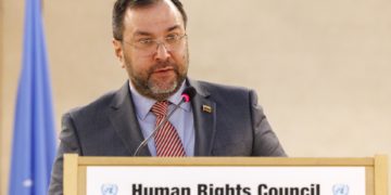 Venezuela y Namibia firman acuerdos para potenciar su desarrollo bilateral